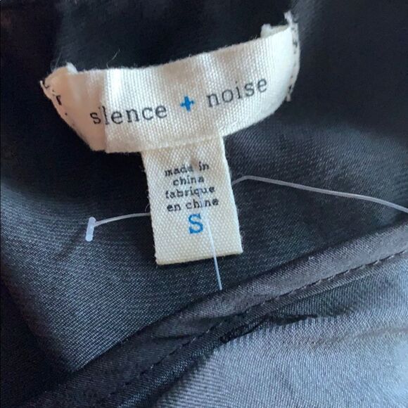 Silence+Noise black/gray color block wrap tie top - Picture 7 of 7